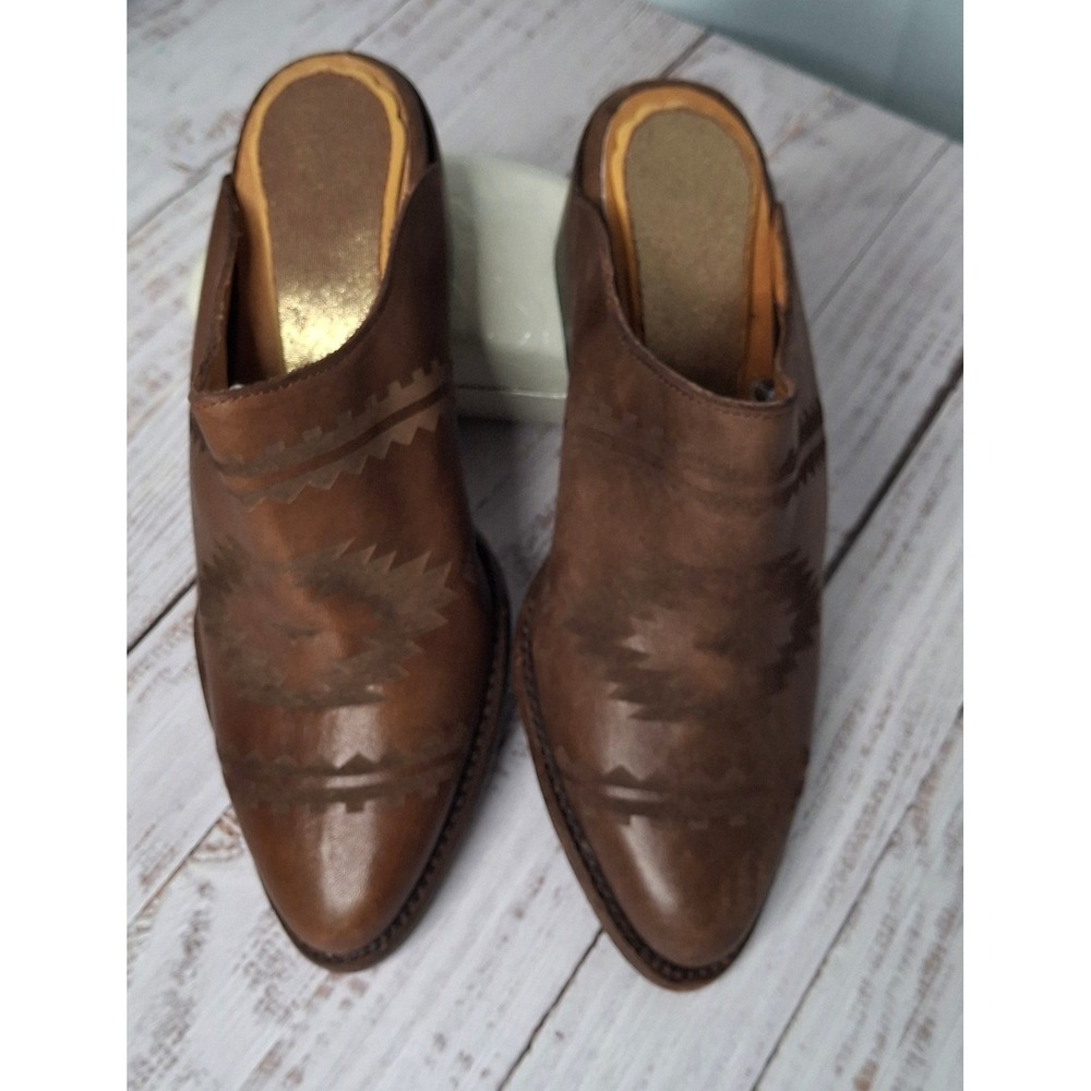 Matisse Women's 6.5 Brown South Western Detail Brown Leather Mule Clogs
